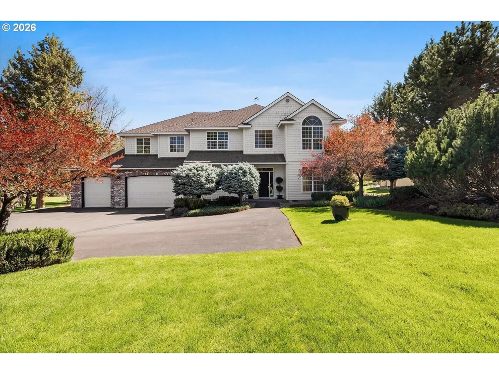 Unit for sale at 2300 CONDOR DR, Redmond, OR 97756