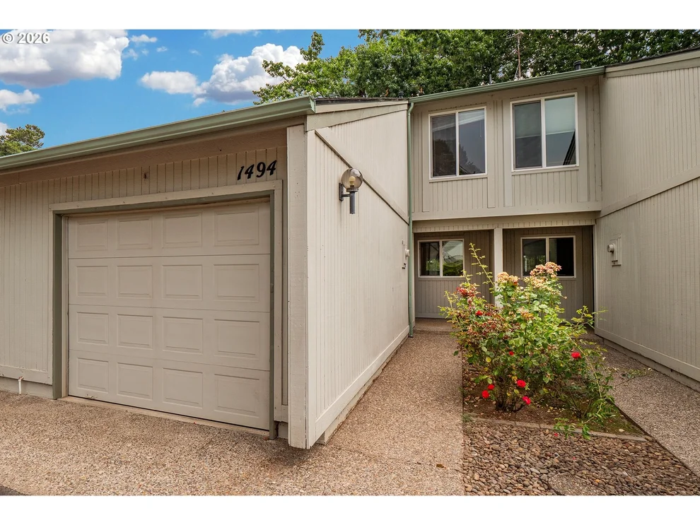 Unit for sale at 1494 MADRAS ST, Salem, OR 97306