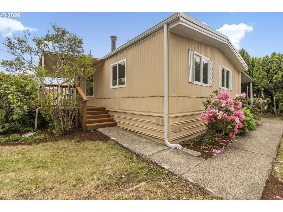 Unit for sale at 1400 CANDLELIGHT DR, Eugene, OR 97402