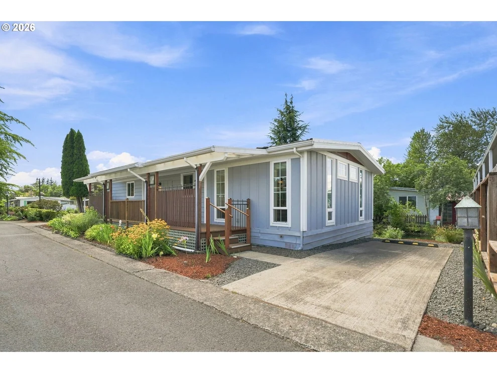 Unit for sale at 1800 LAKEWOOD CT, Eugene, OR 97402
