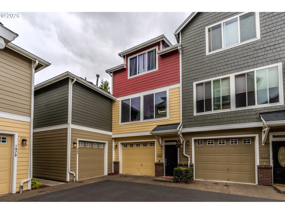 Unit for sale at 866 NW COUNCIL DR, Gresham, OR 97030