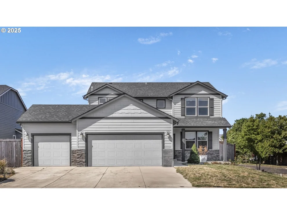Unit for sale at 1375 LORIEN LN, Eugene, OR 97404