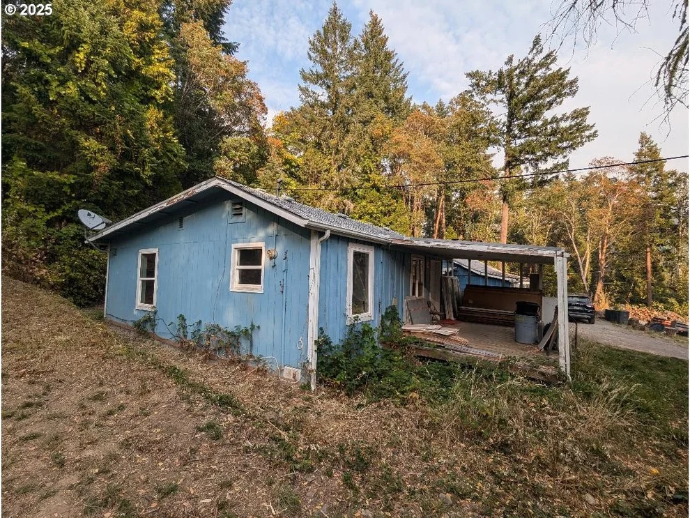 Unit for sale at 48391 ROBERTS RD, Oakridge, OR 97463