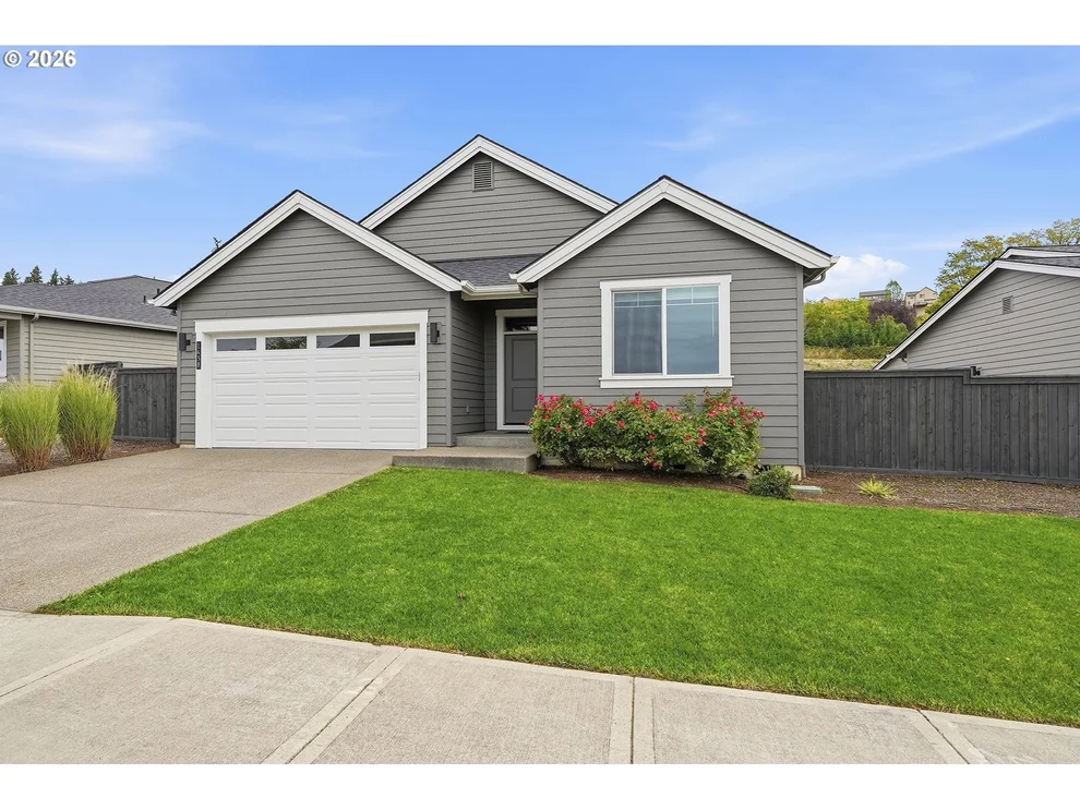 Unit for sale at 1438 NE SHELL ROCK DR, Estacada, OR 97023