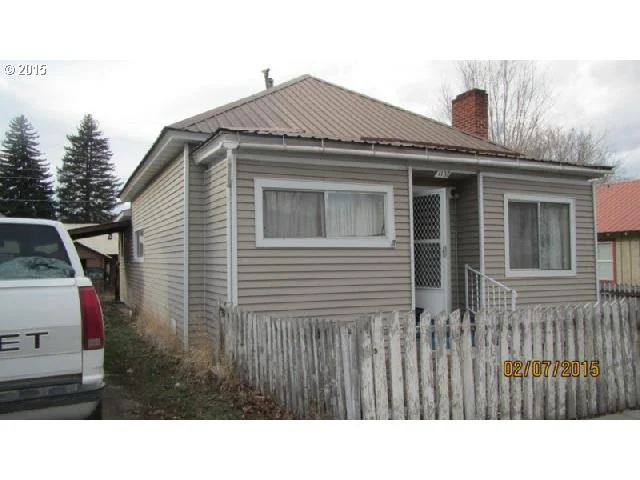 Unit for sale at 1137 ELM ST, BakerCity, OR 97814