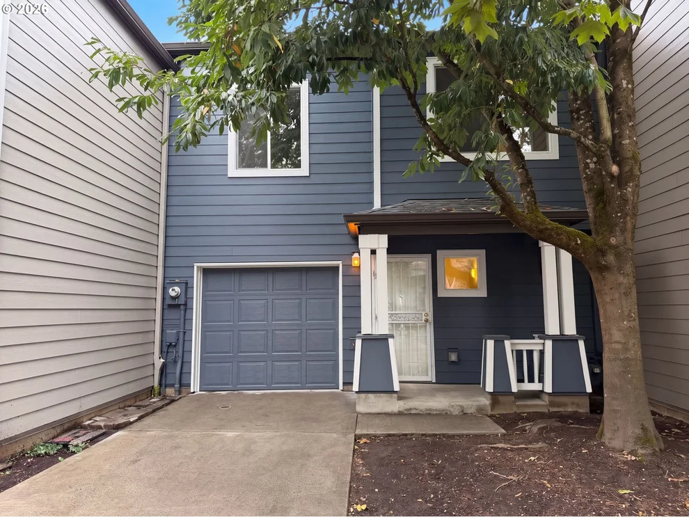 Unit for sale at 546 NE KNOTT ST, Portland, OR 97212