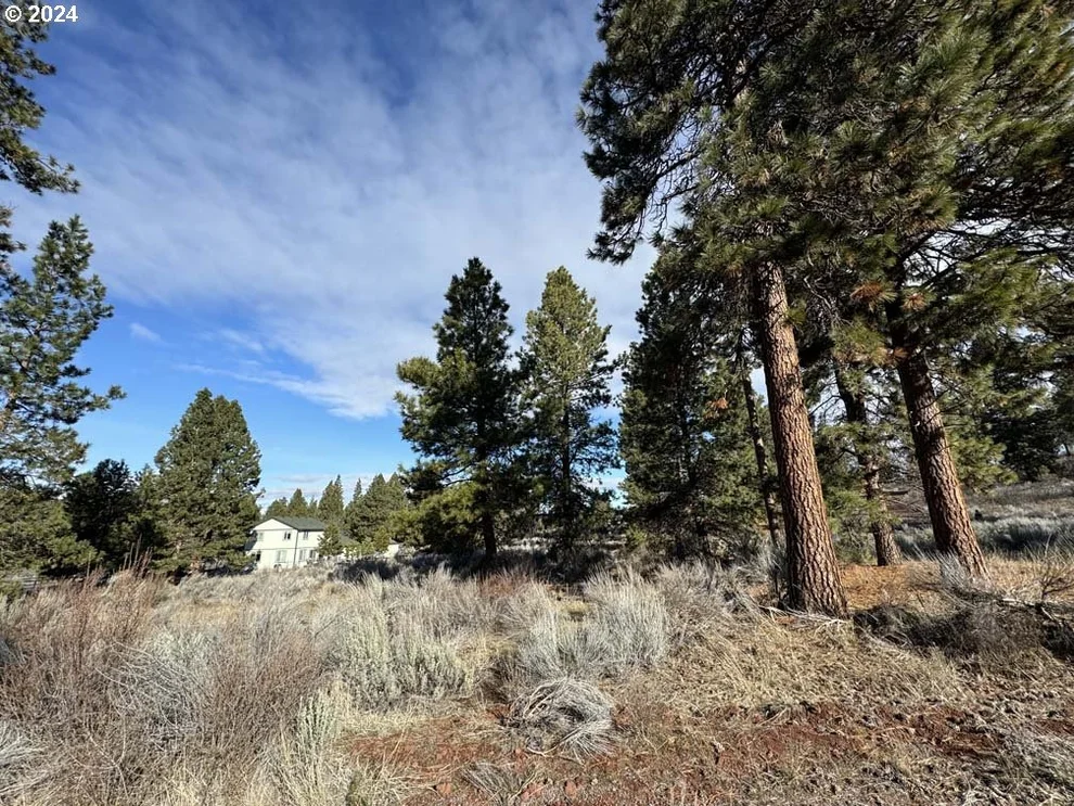 Unit for sale at Shoshoni WAY, Chiloquin, OR 97624