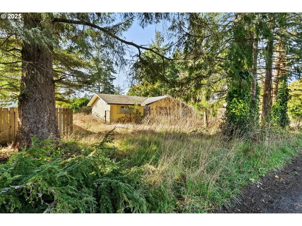Unit for sale at 63528 S OLIVE RD, CoosBay, OR 97420
