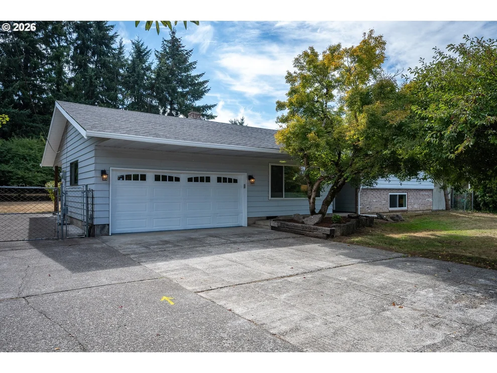 Unit for sale at 13810 SE HOLGATE BLVD, Portland, OR 97236