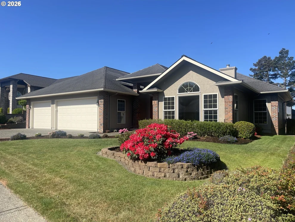 Unit for sale at 2180 HAYES ST, NorthBend, OR 97459