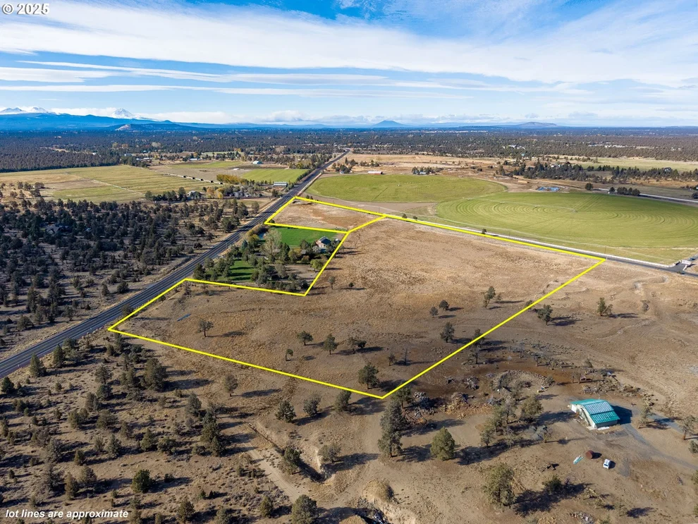 Unit for sale at 23755 DODDS RD, Bend, OR 97701