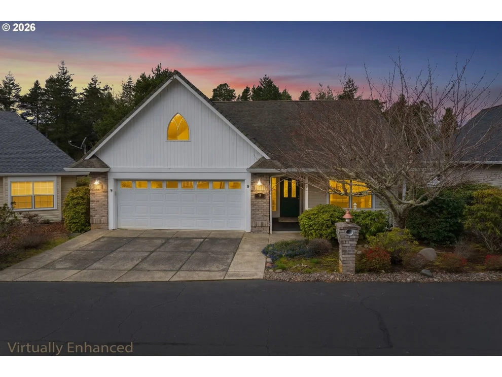Unit for sale at 9 WATERFORD DOWNS, Florence, OR 97439