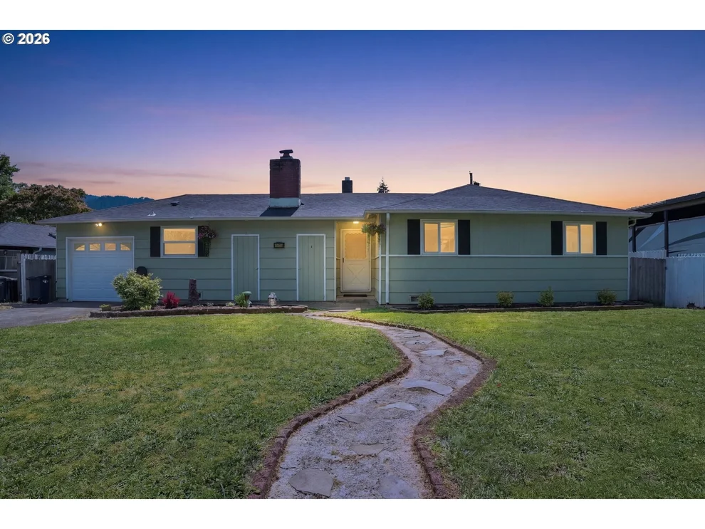 Unit for sale at 47768 PORTAL DR, Oakridge, OR 97463