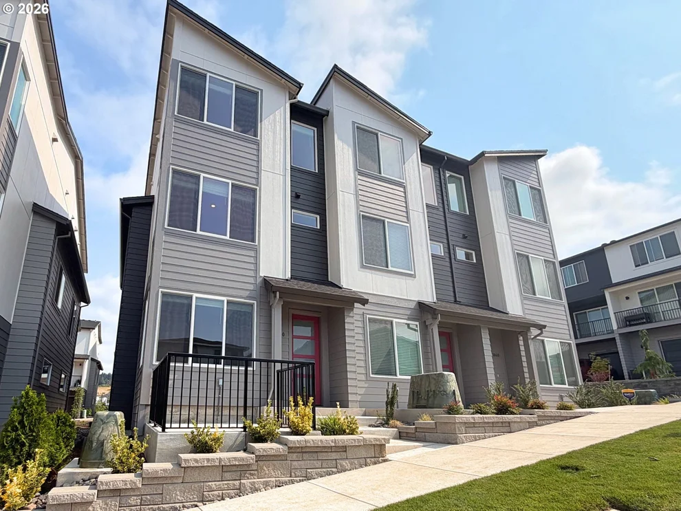 Unit for sale at 18630 SW SOLITUDE ST, Beaverton, OR 97007