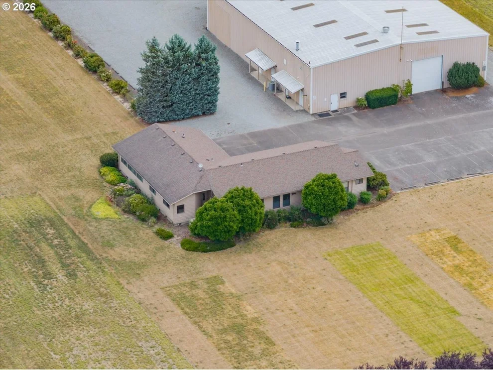 Unit for sale at 33725 COLUMBUS ST, Albany, OR 97322