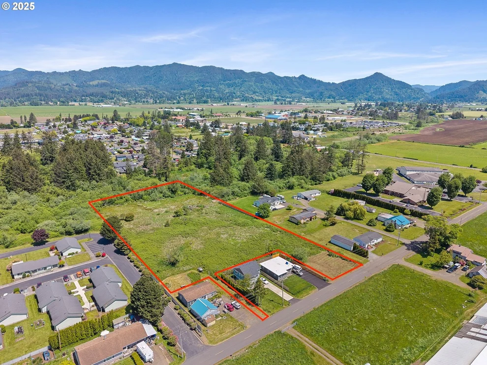 Unit for sale at 02600 12th ST, Tillamook, OR 97141