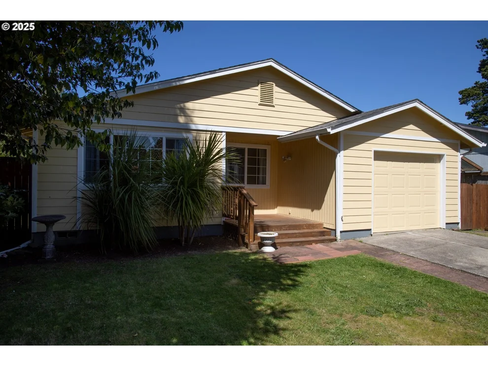 Unit for sale at 1673 29TH ST, Florence, OR 97439