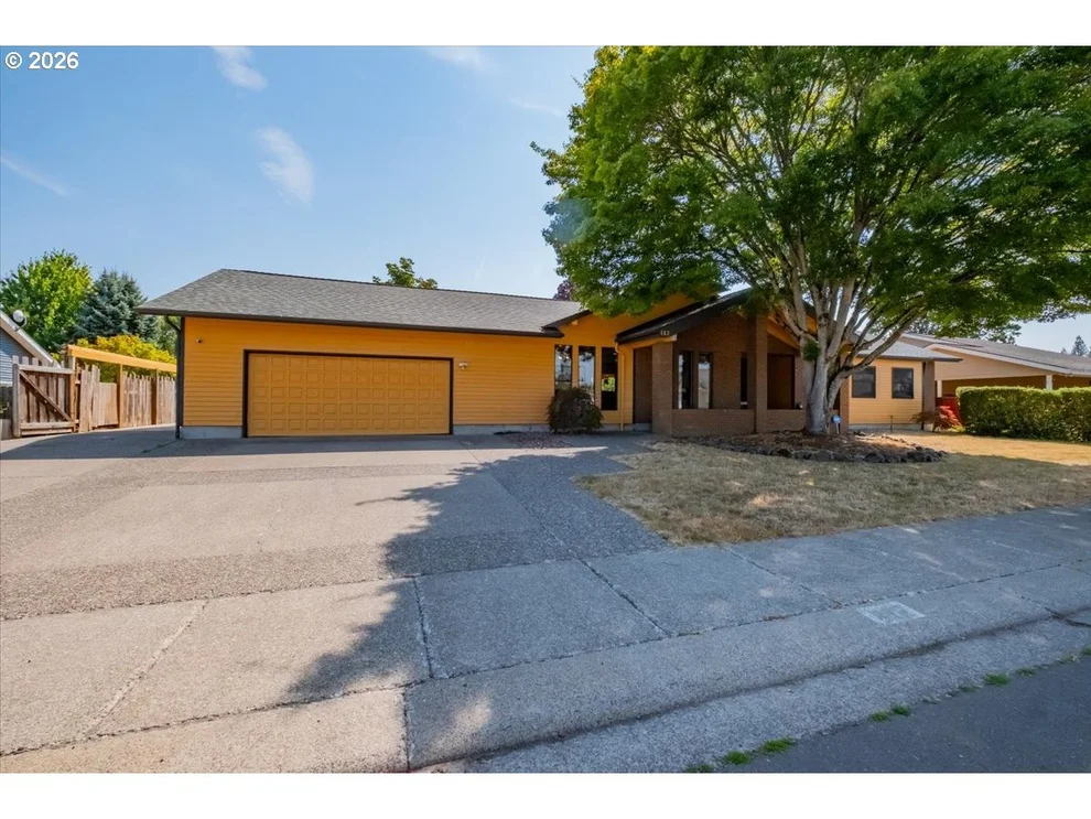 Unit for sale at 812 GARVORD ST, Lebanon, OR 97355