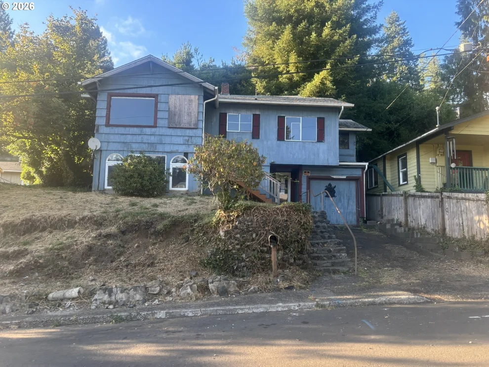 Unit for sale at 340 SE 3RD ST, Toledo, OR 97391