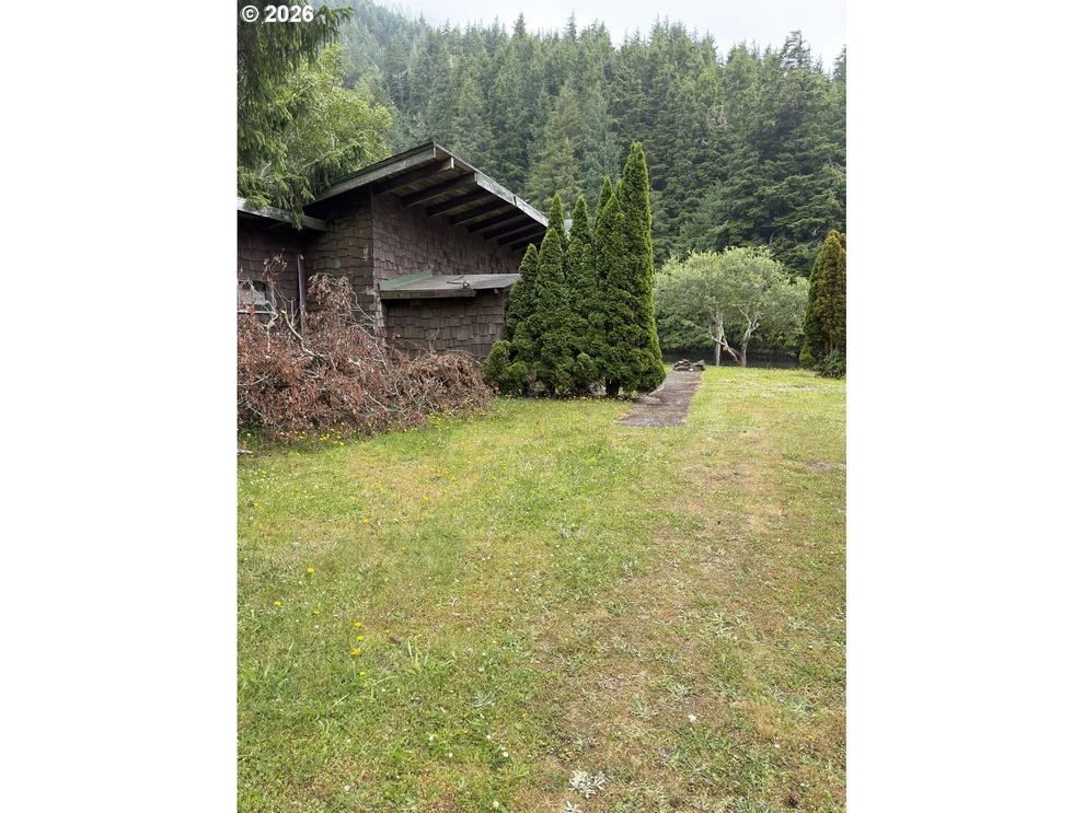 Unit for sale at 1888 S WINDY BEND DR, LincolnCity, OR 97367