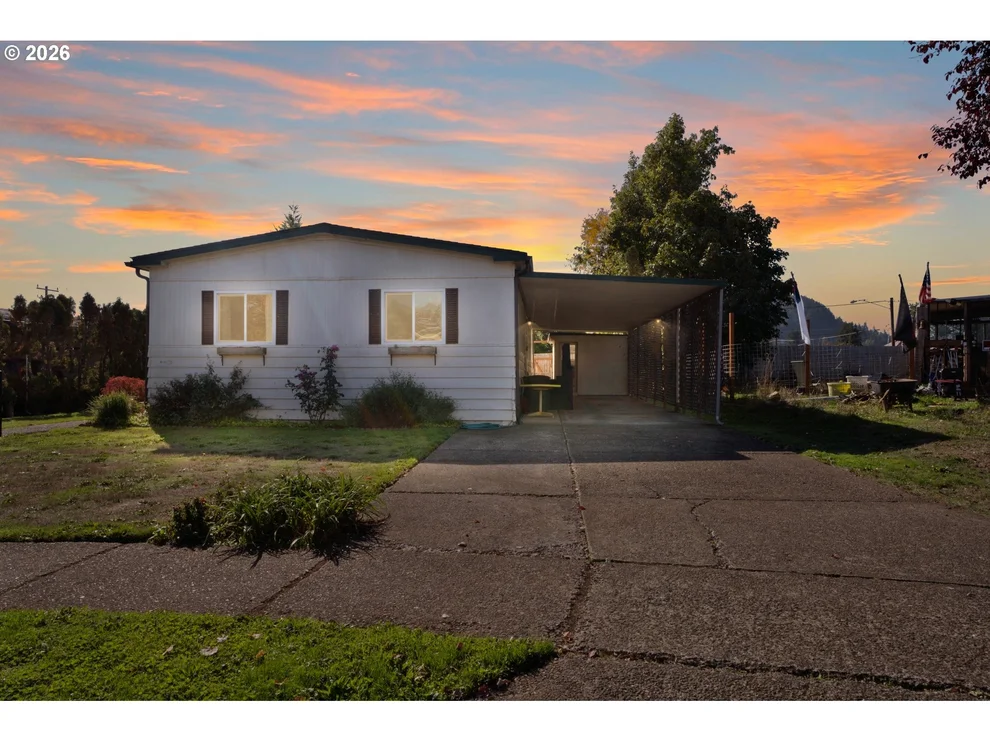 Unit for sale at 231 CRESWOOD DR, Creswell, OR 97426
