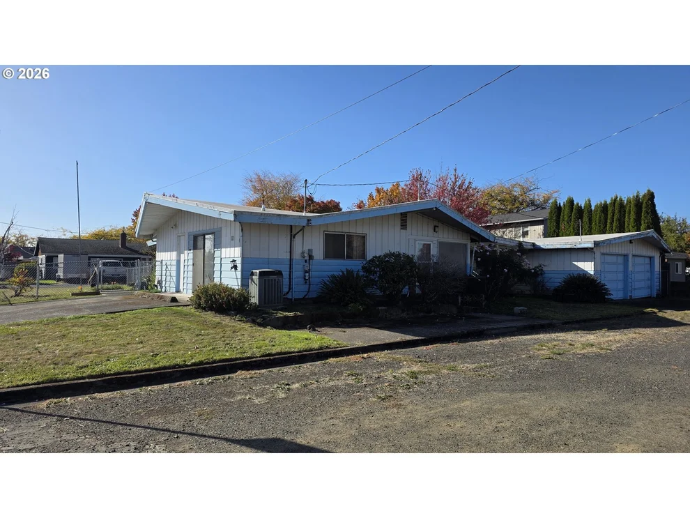 Unit for sale at 575 N 9TH ST, Harrisburg, OR 97446