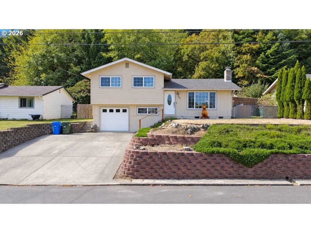 Unit for sale at 460 WESTMONT DR, Reedsport, OR 97467