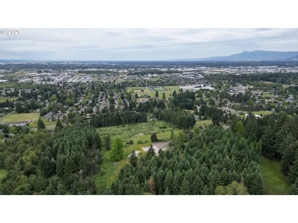 Unit for sale at 2400 S LOUIS LN, Eugene, OR 97405