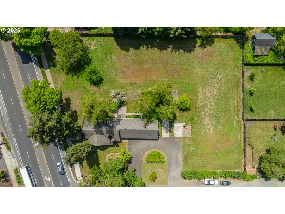 Unit for sale at River RD, Eugene, OR 97404