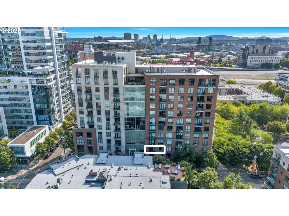Unit for sale at 922 NW 11TH AVE, Portland, OR 97209