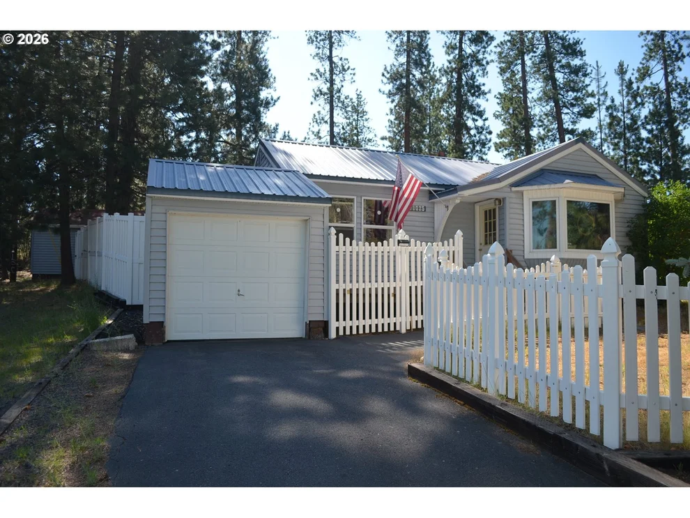 Unit for sale at 138025 HILLCREST ST, Gilchrist, OR 97737