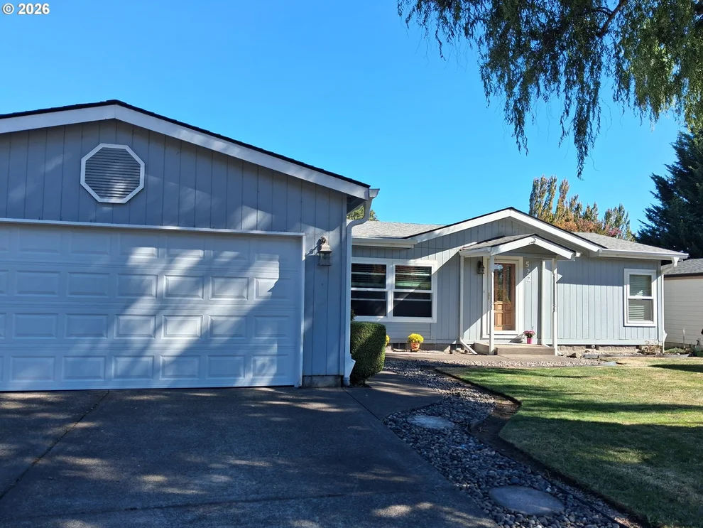 Unit for sale at 1655 S ELM ST, Canby, OR 97013