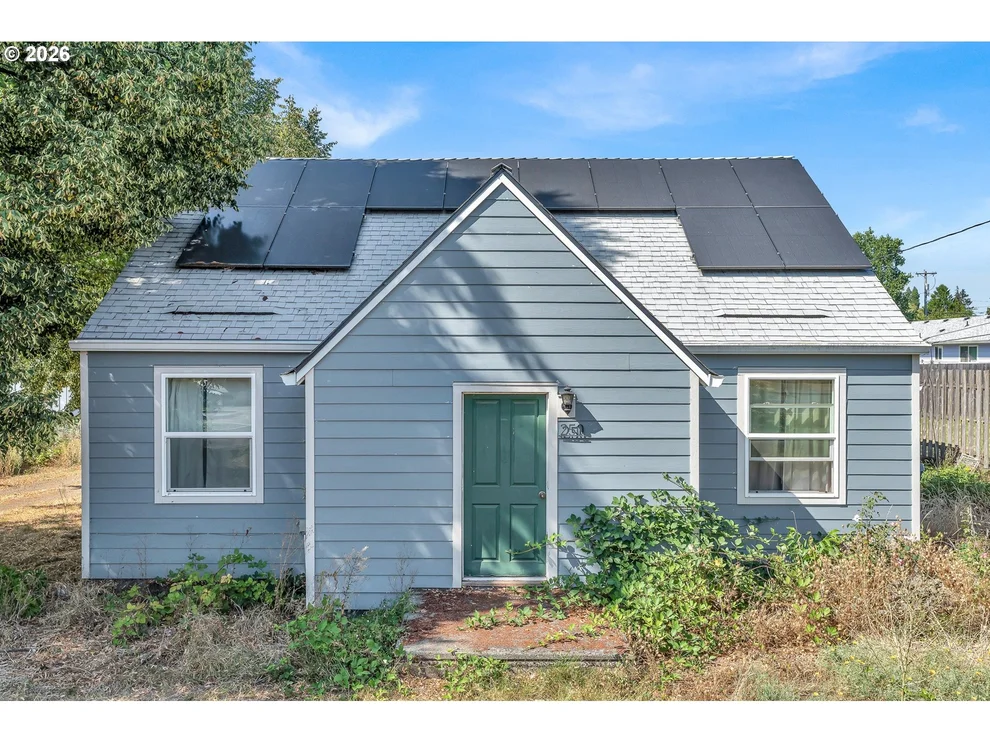 Unit for sale at 250 W MAIN ST, Yamhill, OR 97148