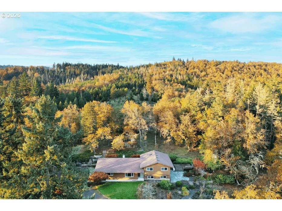 Unit for sale at 801 COLONIAL RD, Roseburg, OR 97471