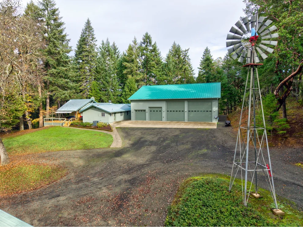 Unit for sale at 894 COLWELL HILL LN, Roseburg, OR 97471