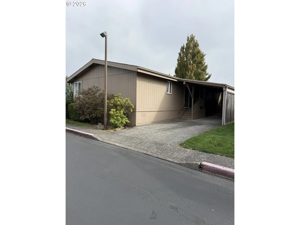 1949 Southeast Palmquist Road