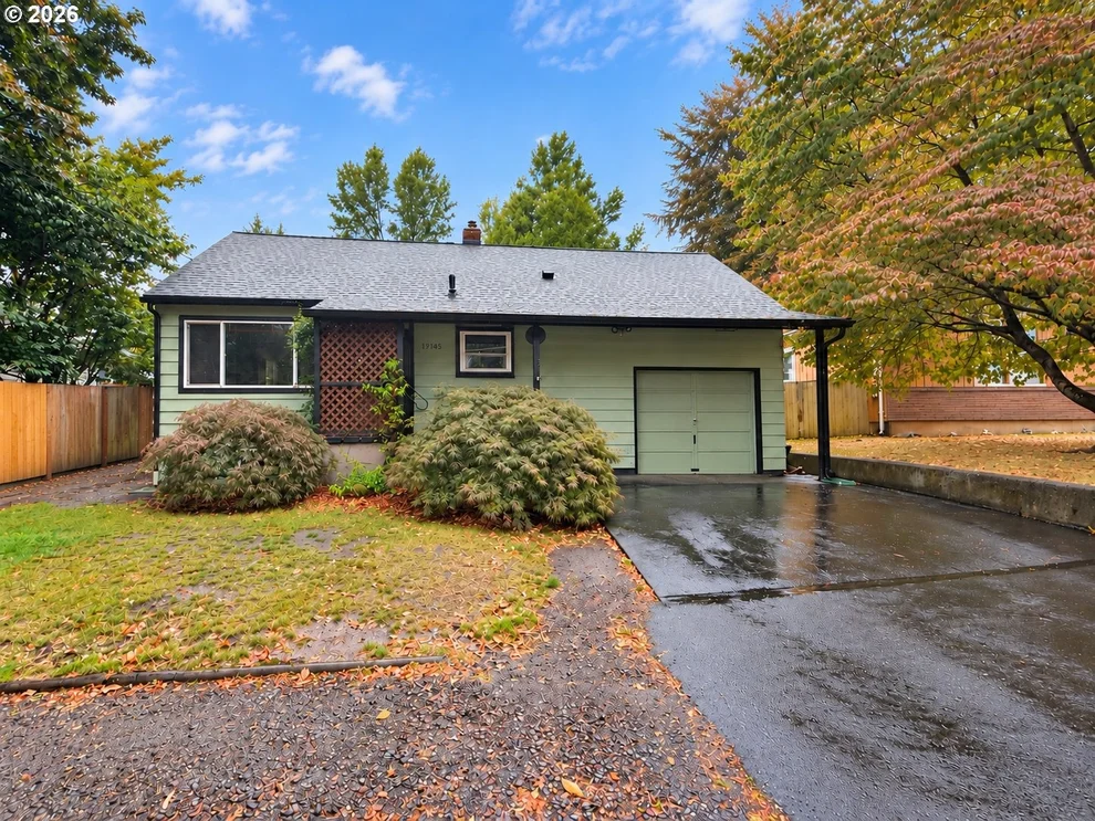 Unit for sale at 19145 ADDIE ST, Gladstone, OR 97027