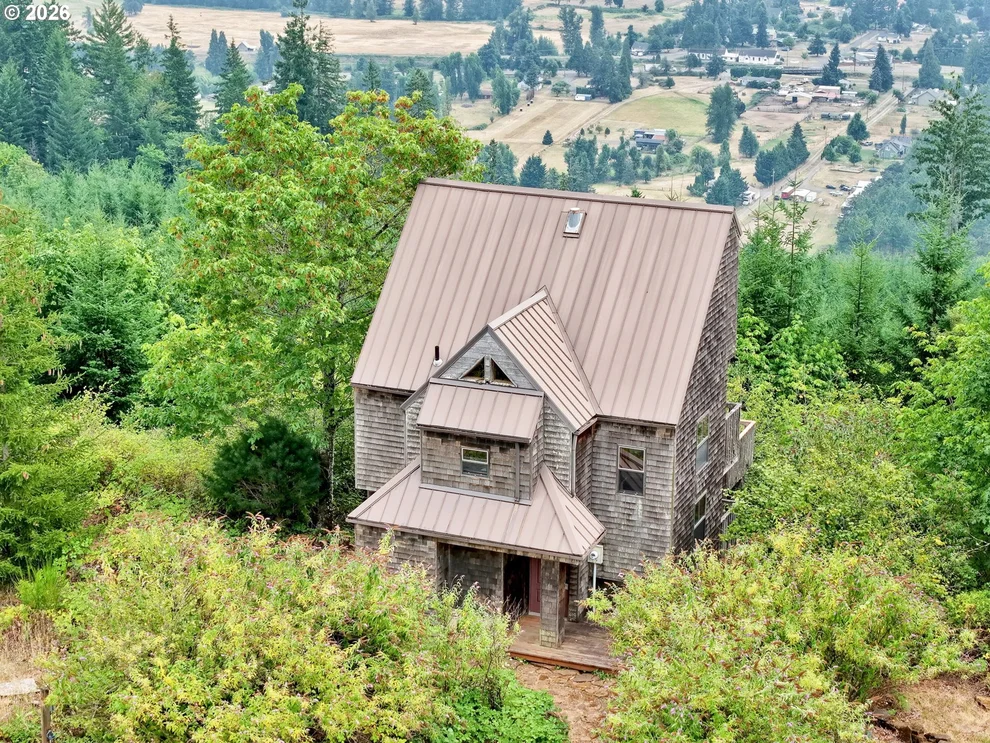 Unit for sale at 88901 MCKENZIE ACRES DR, Springfield, OR 97478