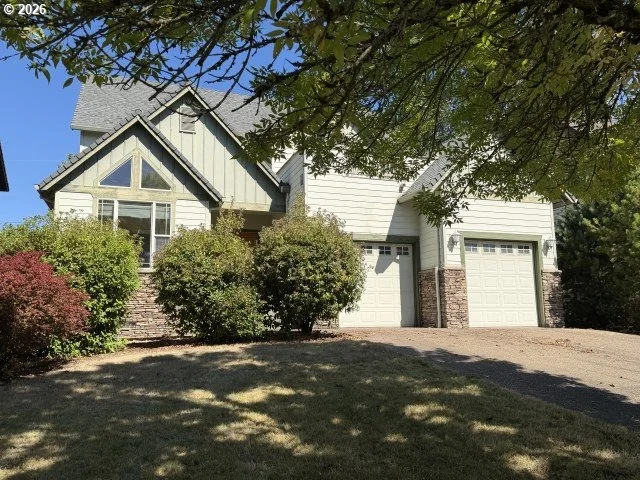 Unit for sale at 11221 SE VERNAZZA LN, HappyValley, OR 97086