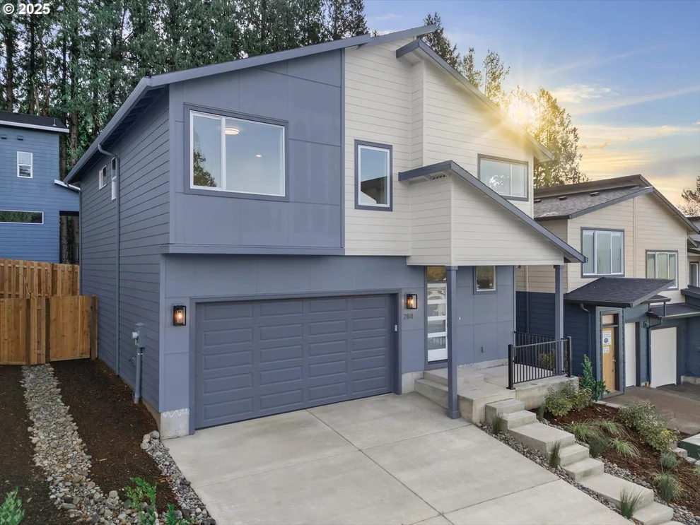 Unit for sale at 284 NW MAWRCREST AVE, Gresham, OR 97030