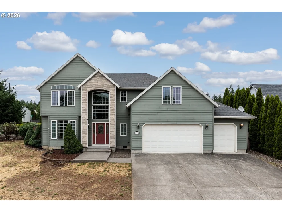 Unit for sale at 59992 RIDGEWAY LOOP, StHelens, OR 97051