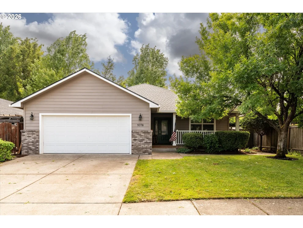Unit for sale at 1076 YEW ST, JunctionCity, OR 97448