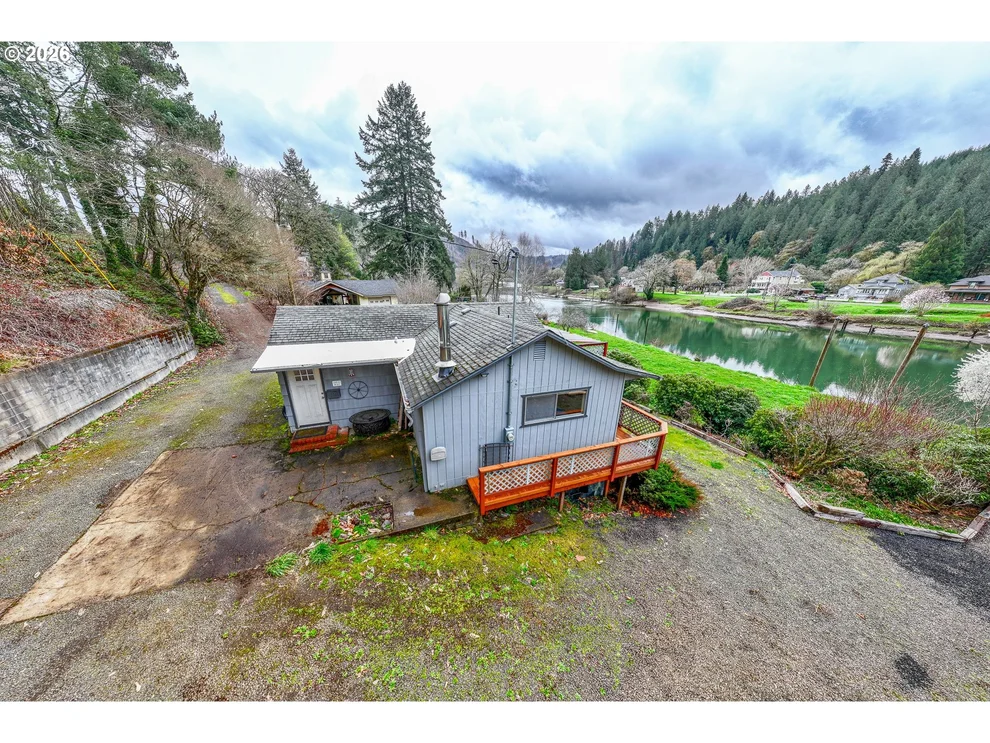 Unit for sale at 10919 E MAPLETON RD, Mapleton, OR 97453