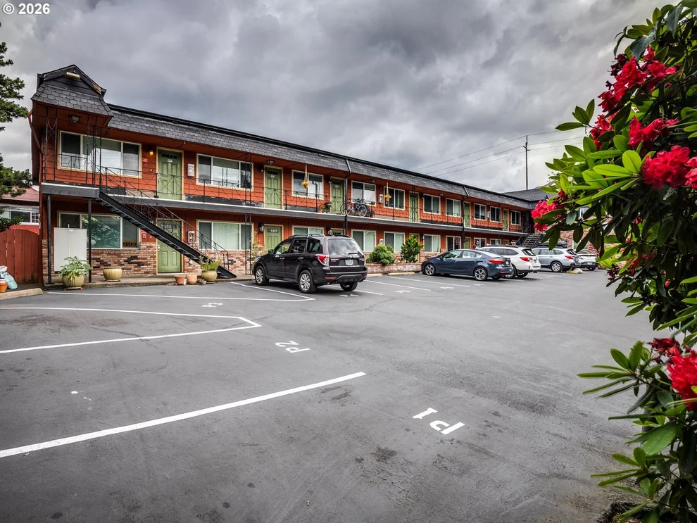 Unit for sale at 2155 NE WEIDLER ST, Portland, OR 97232