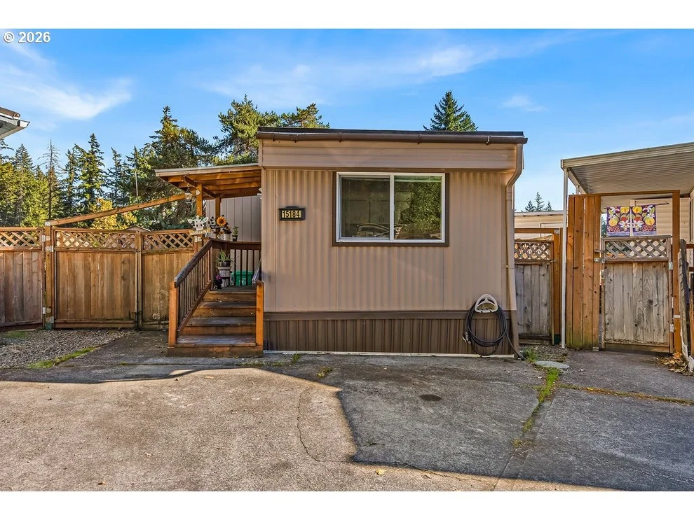 Unit for sale at 15184 SE DAYSPRING LN, Clackamas, OR 97015