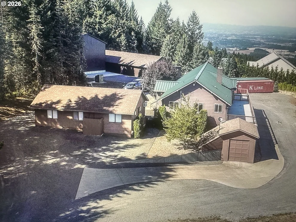 Unit for sale at 18505 NE JAQUITH RD, Newberg, OR 97132