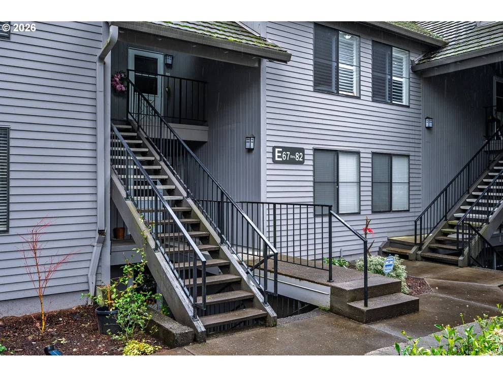 Unit for sale at 4000 CARMAN DR, LakeOswego, OR 97035