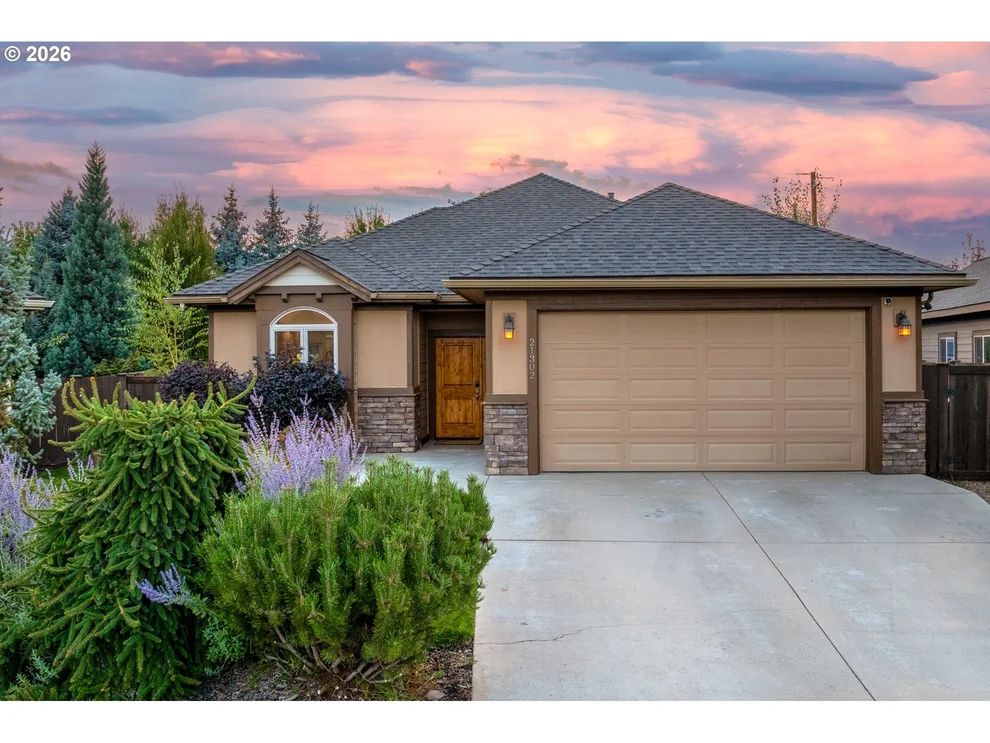 Unit for sale at 21302 NE BROOKLYN CT, Bend, OR 97701