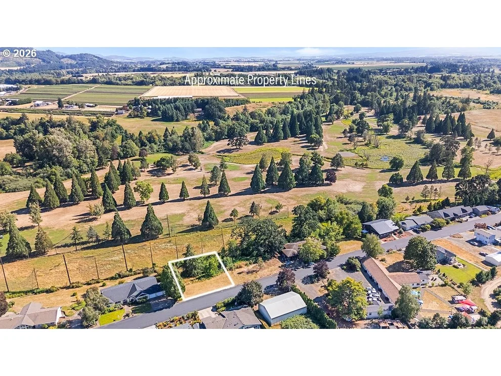 Unit for sale at SW Bayou Dr, McMinnville, OR 97128