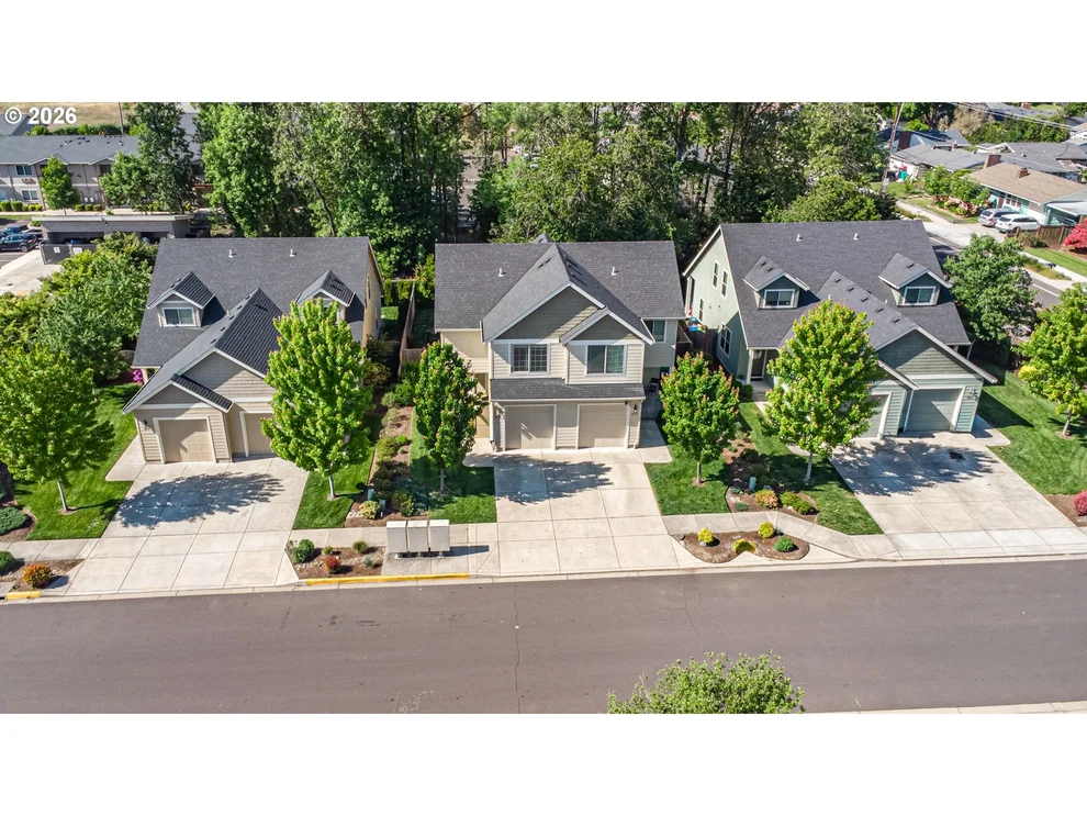 Unit for sale at 903 HOWARD AVE, Eugene, OR 97404